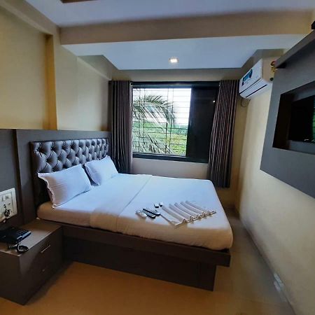 Hotel Royal Comfort Mumbai Exterior foto