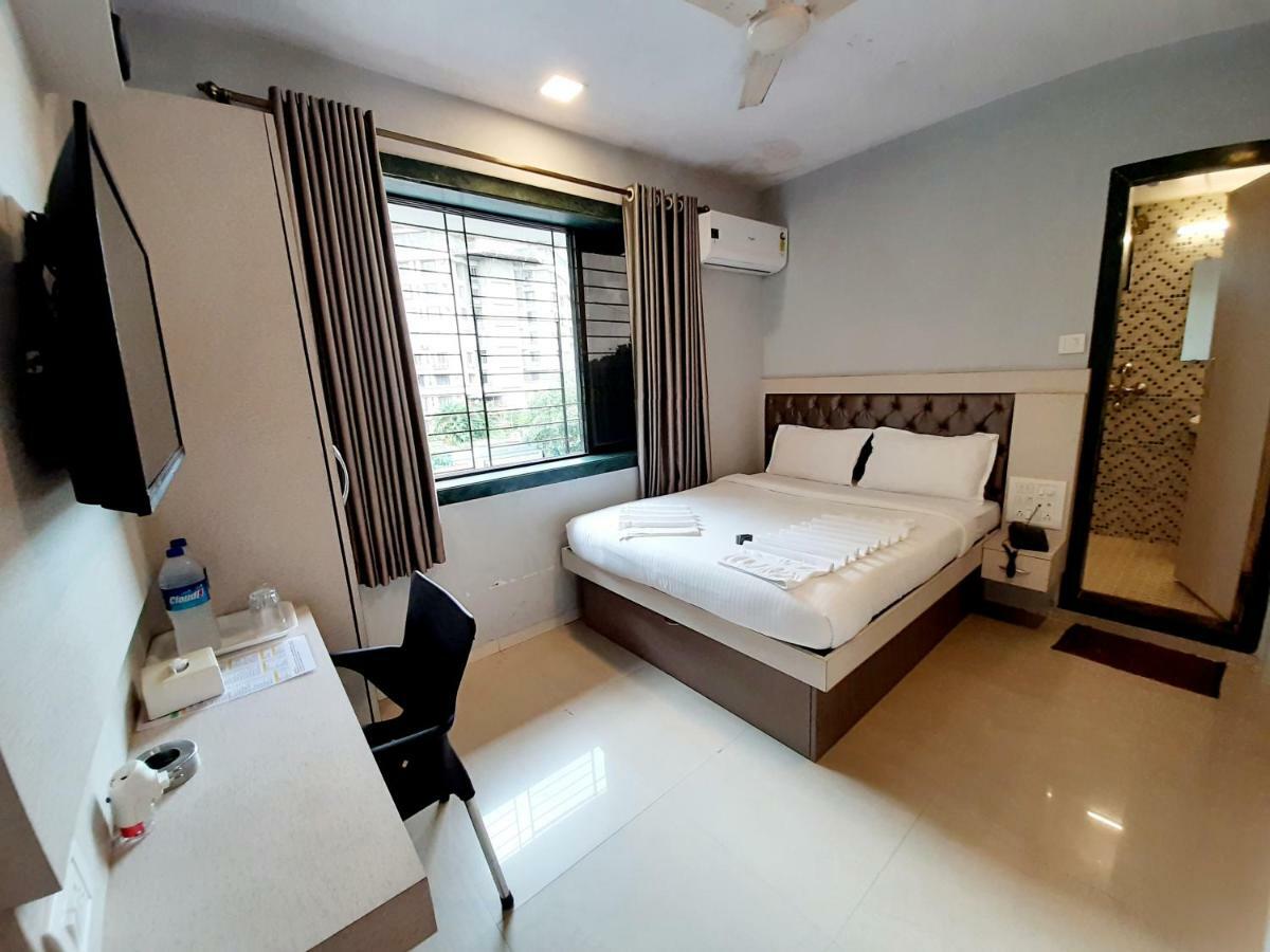 Hotel Royal Comfort Mumbai Exterior foto