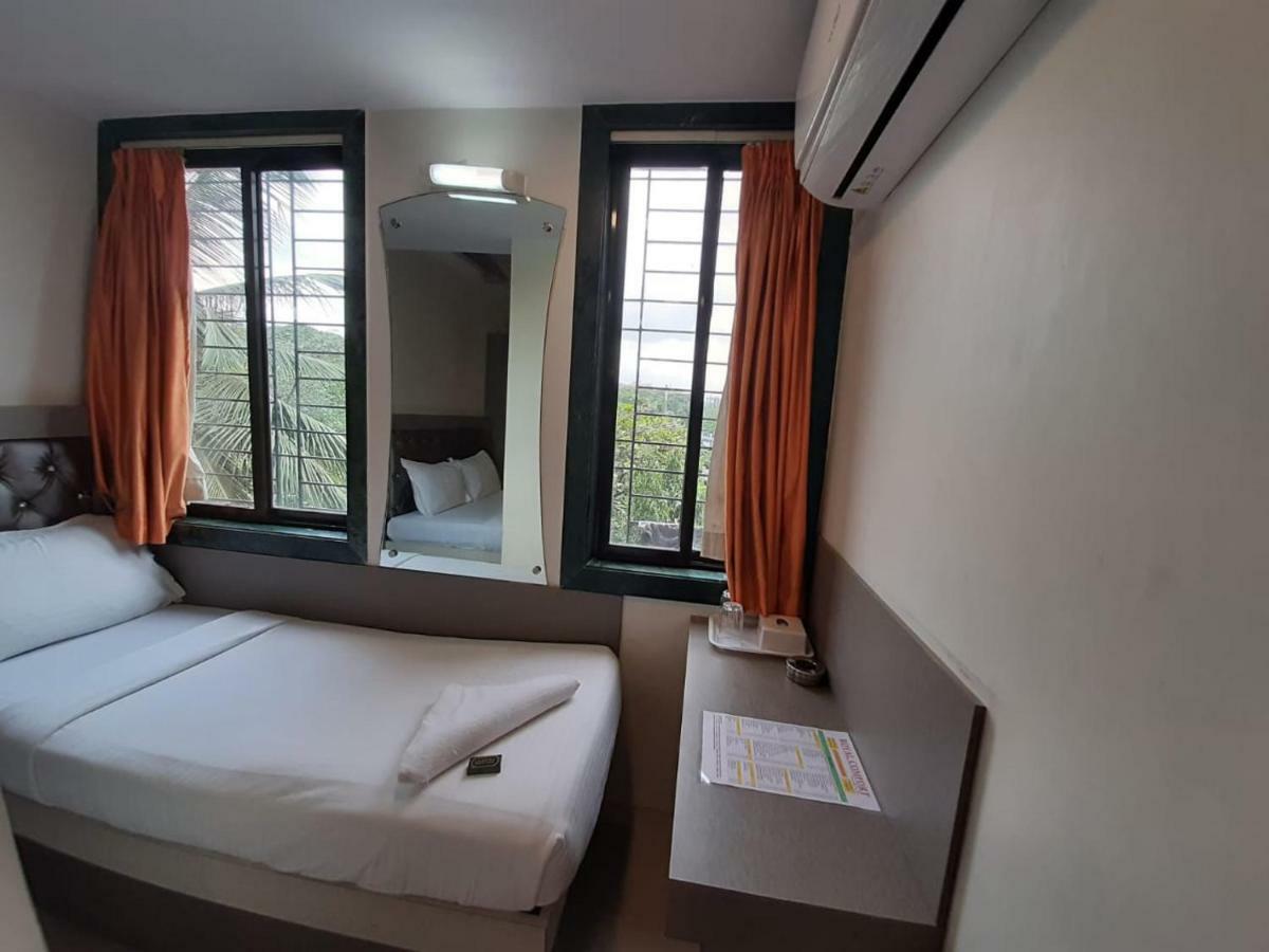 Hotel Royal Comfort Mumbai Exterior foto