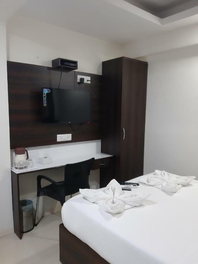 Hotel Royal Comfort Mumbai Exterior foto